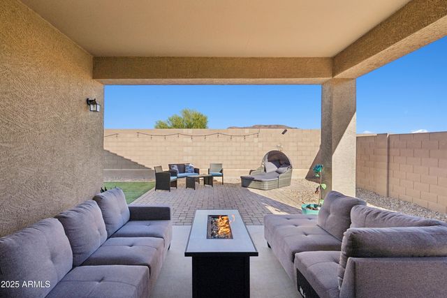 13554 W BRILES Road, Peoria, AZ 85383