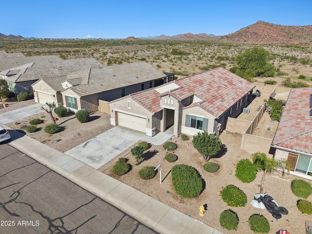13554 W BRILES Road, Peoria, AZ 85383