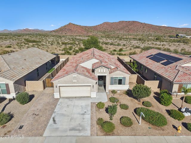 13554 W BRILES Road, Peoria, AZ 85383