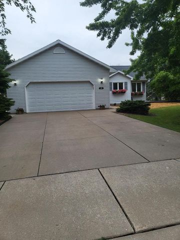 209 WINDFIELD COURT, Wrightstown, WI 54180