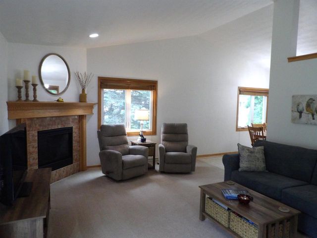 209 WINDFIELD COURT, Wrightstown, WI 54180