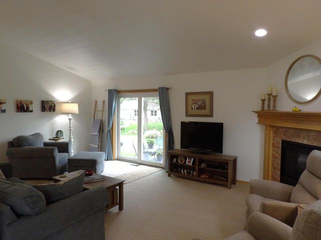 209 WINDFIELD COURT, Wrightstown, WI 54180