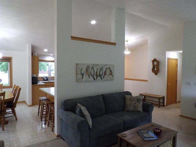 209 WINDFIELD COURT, Wrightstown, WI 54180