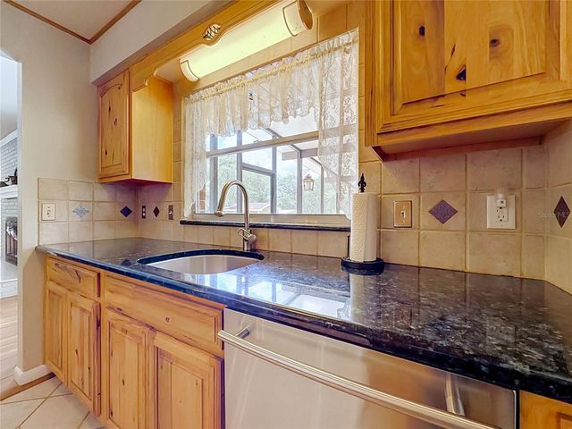 1112 CABALLO ROAD, Leesburg, FL 34748