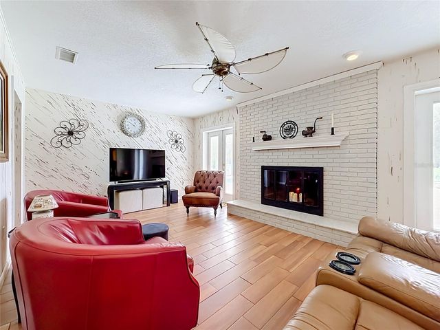 1112 CABALLO ROAD, Leesburg, FL 34748