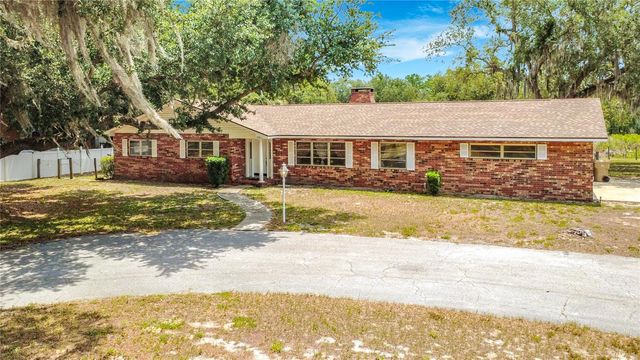 1112 CABALLO ROAD, Leesburg, FL 34748
