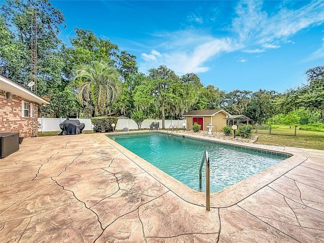 1112 CABALLO ROAD, Leesburg, FL 34748