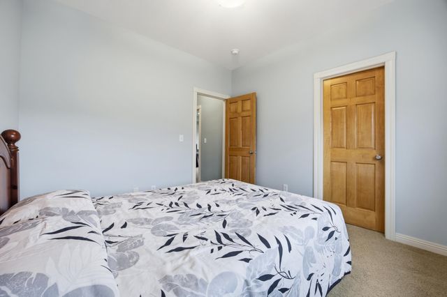 4195 Furnberg Place S, Fargo, ND 58104