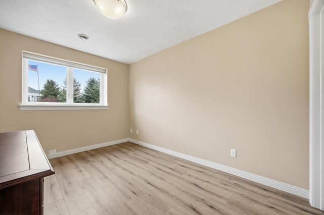 4195 Furnberg Place S, Fargo, ND 58104