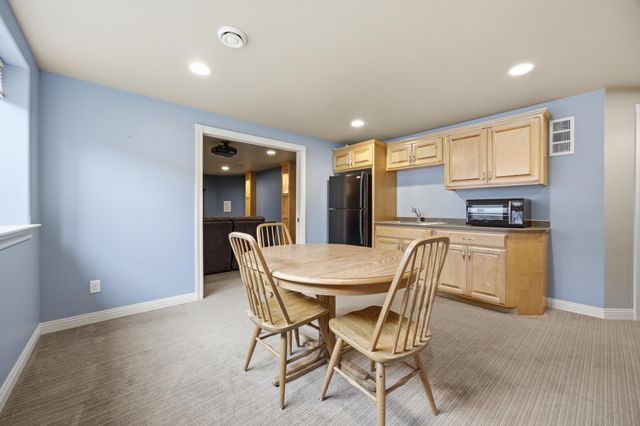 4195 Furnberg Place S, Fargo, ND 58104