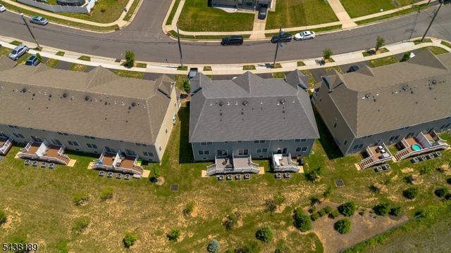 78 Valerie Dr 78, Manville Boro, NJ 08835