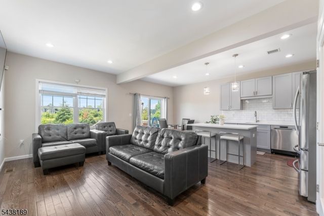 78 Valerie Dr 78, Manville Boro, NJ 08835