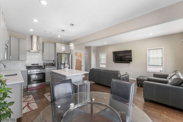 78 Valerie Dr 78, Manville Boro, NJ 08835