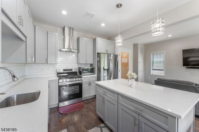 78 Valerie Dr 78, Manville Boro, NJ 08835