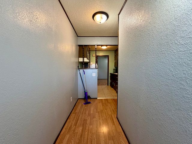 1018 S Lillian Avenue, Bolivar, MO 65613