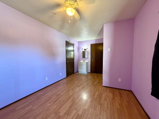 1018 S Lillian Avenue, Bolivar, MO 65613