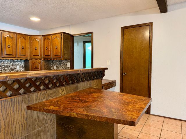 1018 S Lillian Avenue, Bolivar, MO 65613