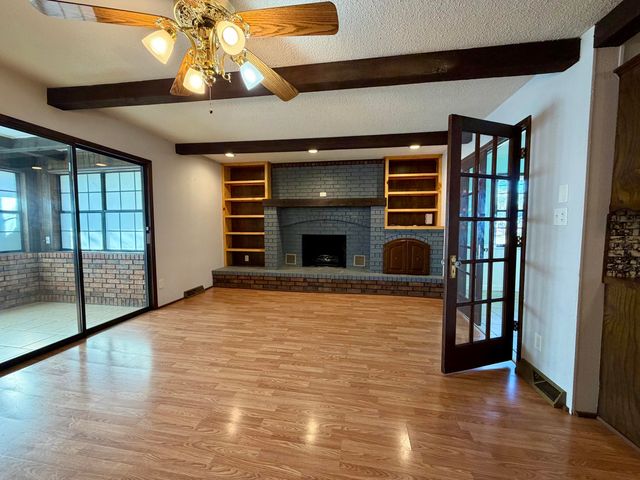 1018 S Lillian Avenue, Bolivar, MO 65613