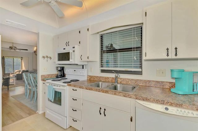 6796 GASPARILLA PINES BOULEVARD 40, Englewood, FL 34224