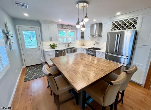 410 Lexington Ave, Cranford Twp., NJ 07016