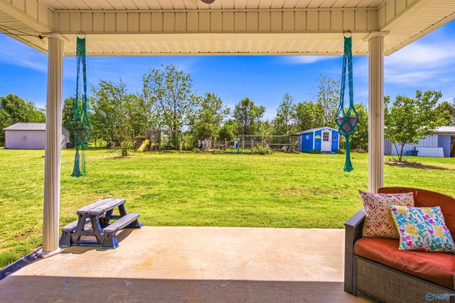 16104 Kyle Moran Drive, Athens, AL 35614