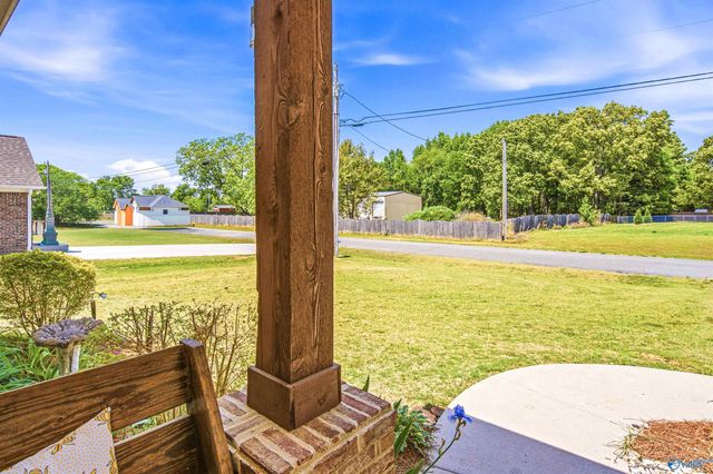 16104 Kyle Moran Drive, Athens, AL 35614