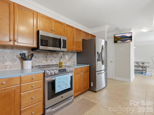 7313 Mapleridge Drive, Charlotte, NC 28210