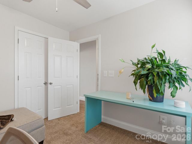 7313 Mapleridge Drive, Charlotte, NC 28210