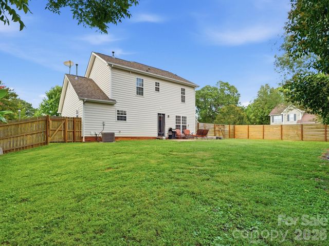 7313 Mapleridge Drive, Charlotte, NC 28210
