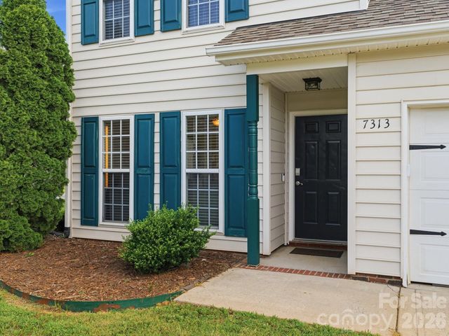 7313 Mapleridge Drive, Charlotte, NC 28210