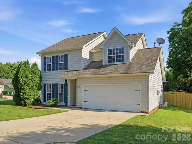 7313 Mapleridge Drive, Charlotte, NC 28210