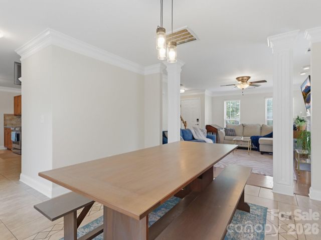 7313 Mapleridge Drive, Charlotte, NC 28210