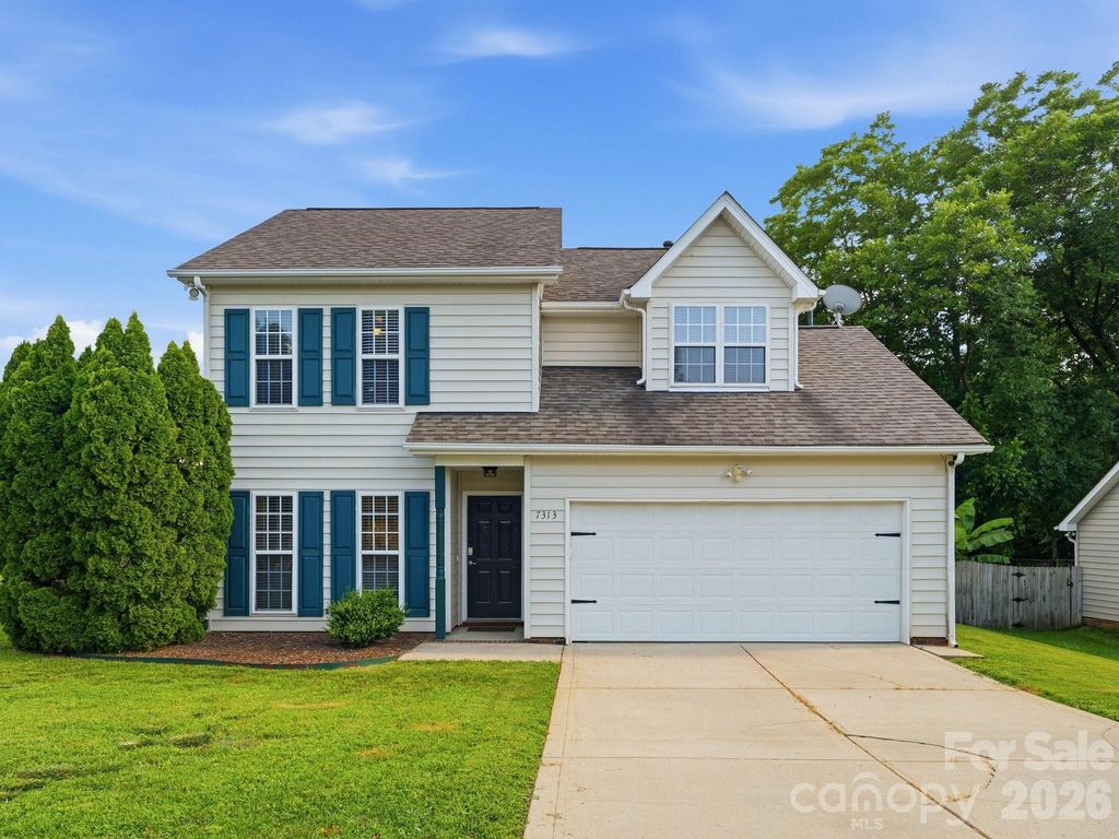 7313 Mapleridge Drive, Charlotte, NC 28210