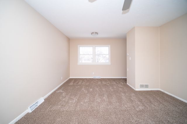 1424 Comanche Drive, Rockford, IL 61107