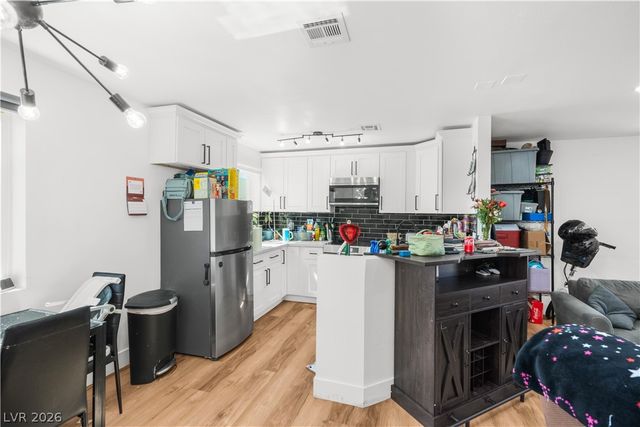 2201 Sun Avenue D, North Las Vegas, NV 89030
