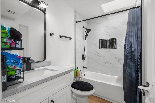 2201 Sun Avenue D, North Las Vegas, NV 89030