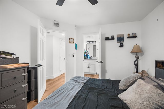 2201 Sun Avenue D, North Las Vegas, NV 89030