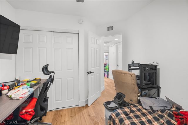 2201 Sun Avenue D, North Las Vegas, NV 89030