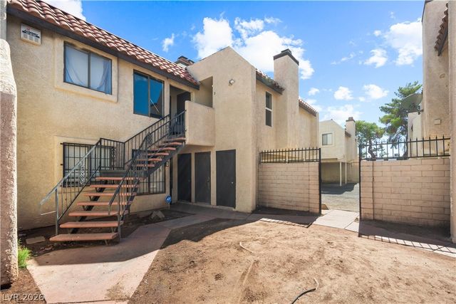 2201 Sun Avenue D, North Las Vegas, NV 89030