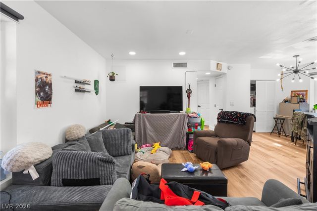 2201 Sun Avenue D, North Las Vegas, NV 89030