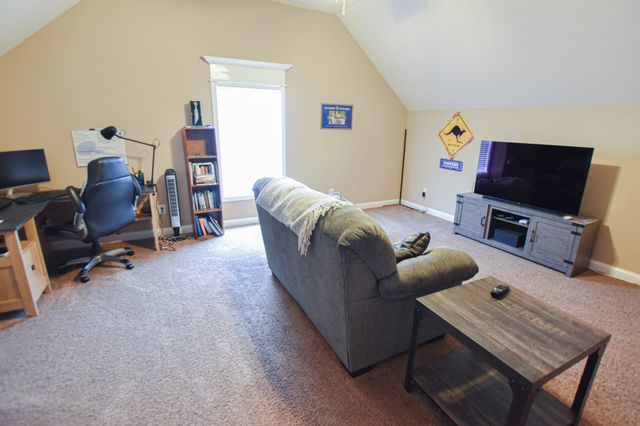 636 White Face Drive, Clarksville, TN 37040