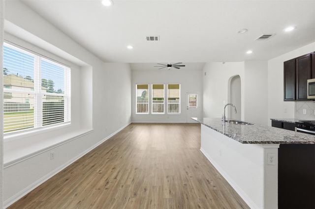 3503 Cannon Drive, Conroe, TX 77301