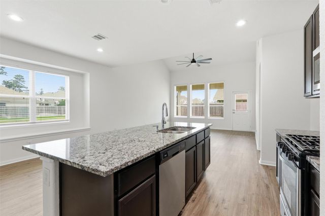 3503 Cannon Drive, Conroe, TX 77301