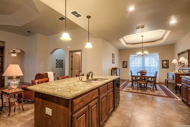 708 34th Street, Hondo, TX 78861