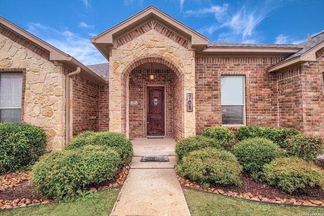 708 34th Street, Hondo, TX 78861