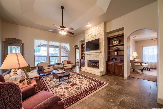 708 34th Street, Hondo, TX 78861