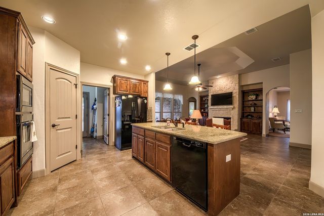 708 34th Street, Hondo, TX 78861