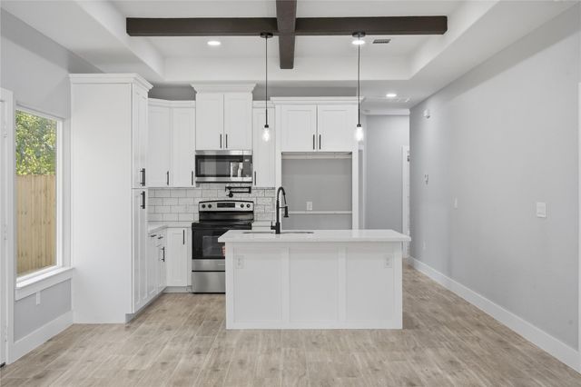 18434 Fannin Road, Willis, TX 77378