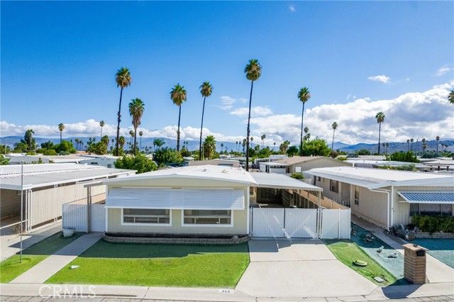 868 Santo Tomas, Hemet, CA 92545