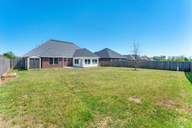 204 Monroe Street, Centerton, AR 72719